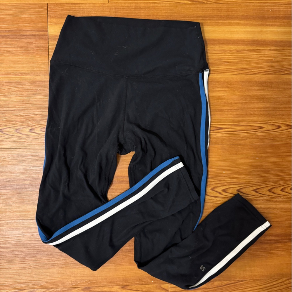Black with light blue and white stripe Split59 leggings